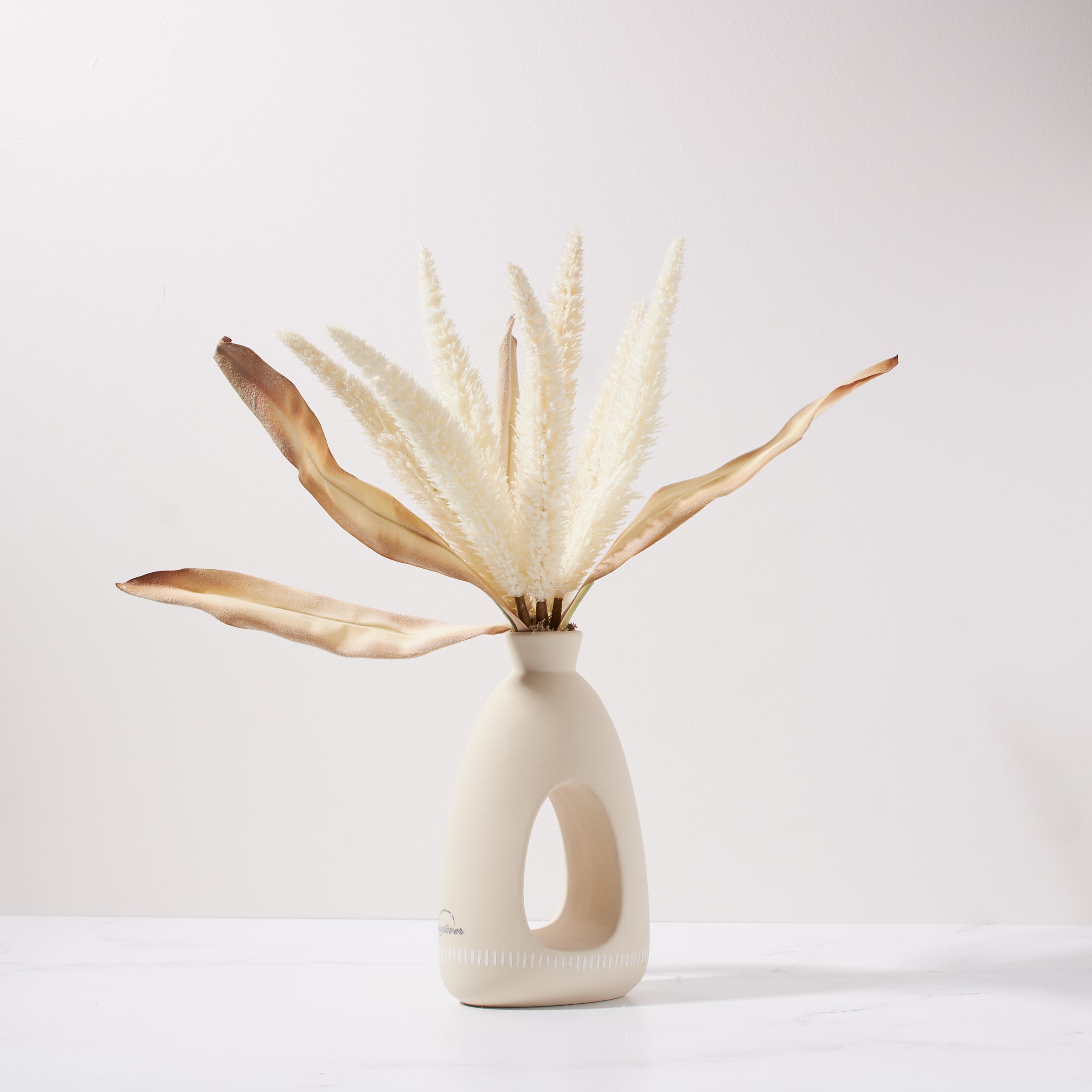 Foxtail in Tavo Vase-Cream