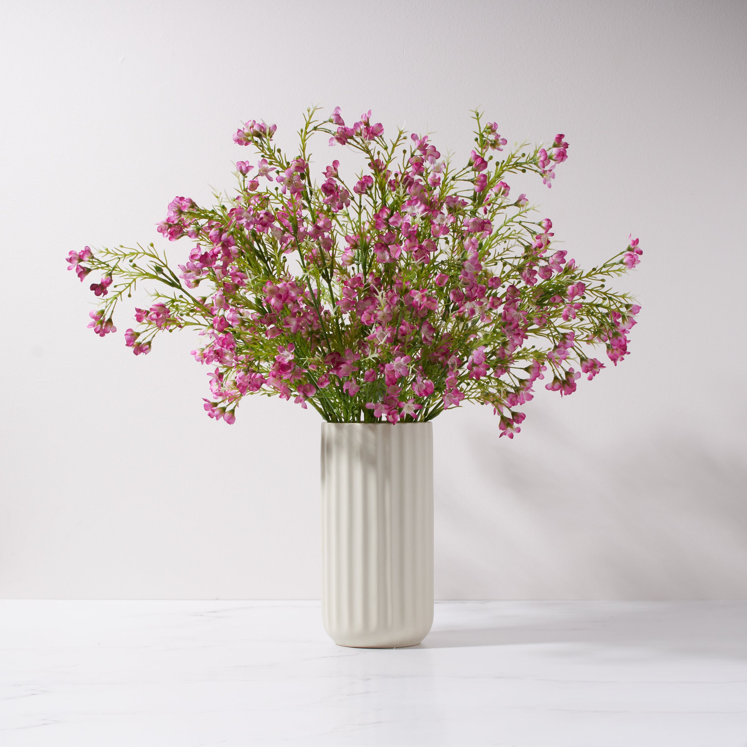 Pink Waxflowers in Jardim Vase