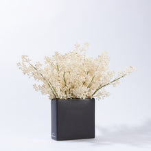 Load image into Gallery viewer, Seeded Clusters in Urban Vase-Cream