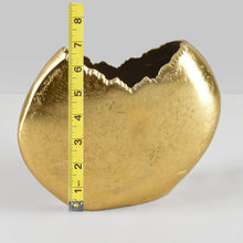 Load image into Gallery viewer, Moon Vase with Luminara Flowers