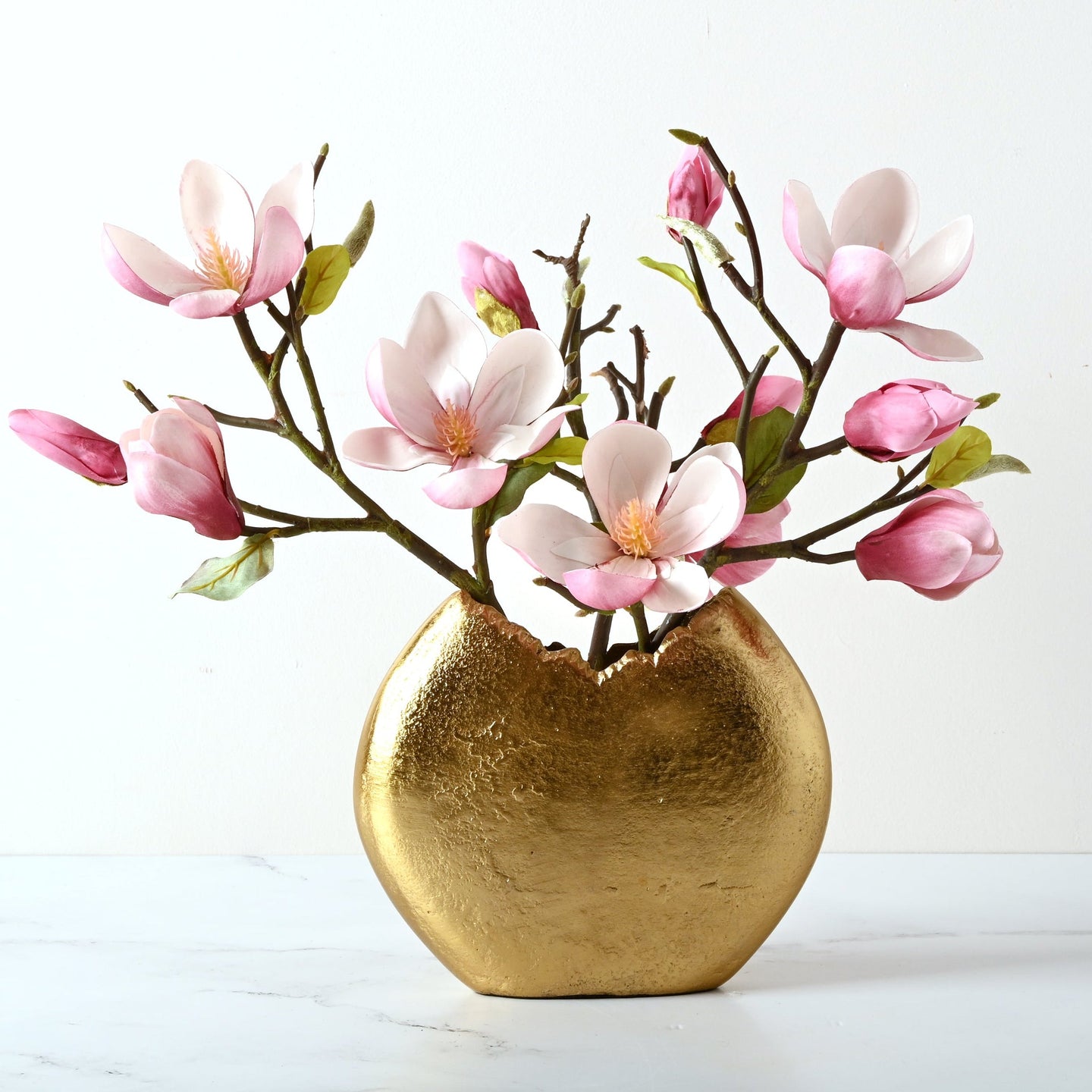 Moon Vase with Magnolias-FU