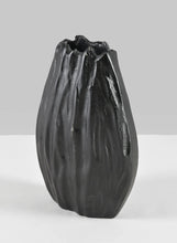 Load image into Gallery viewer, Pouch Vase with Green Bud Balls