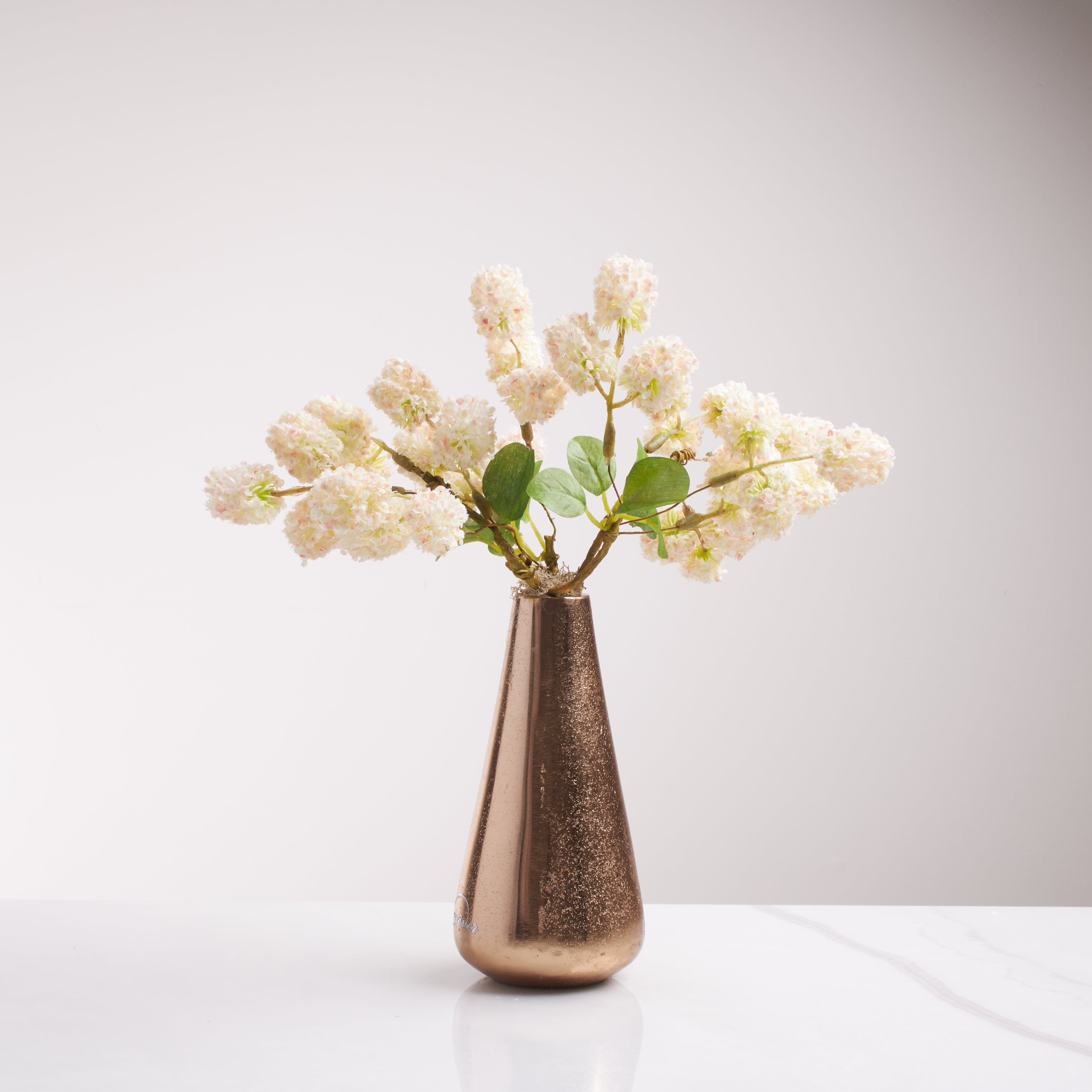 Melodic Vase with Dream Puffs